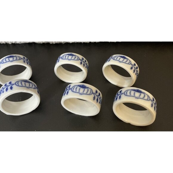Vintage Gerold Porzellan Bavaria Blue Onion Napkin Rings Set Of 6 FLAW‎ - Picture 2 of 4
